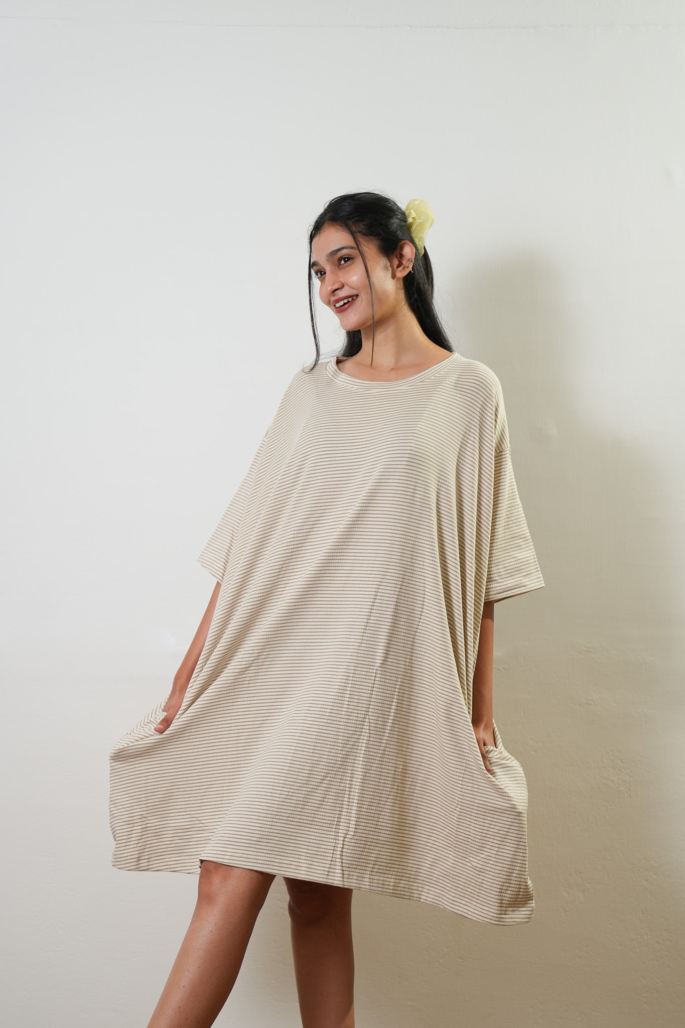 Beige strips