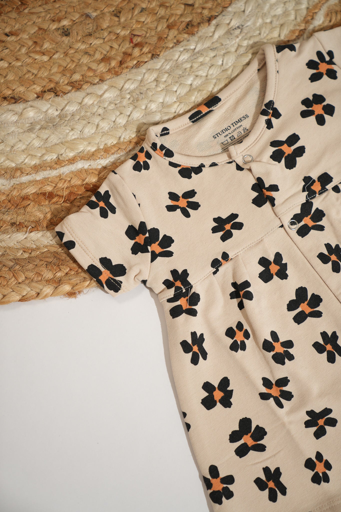 Midnight Bloom Beige
