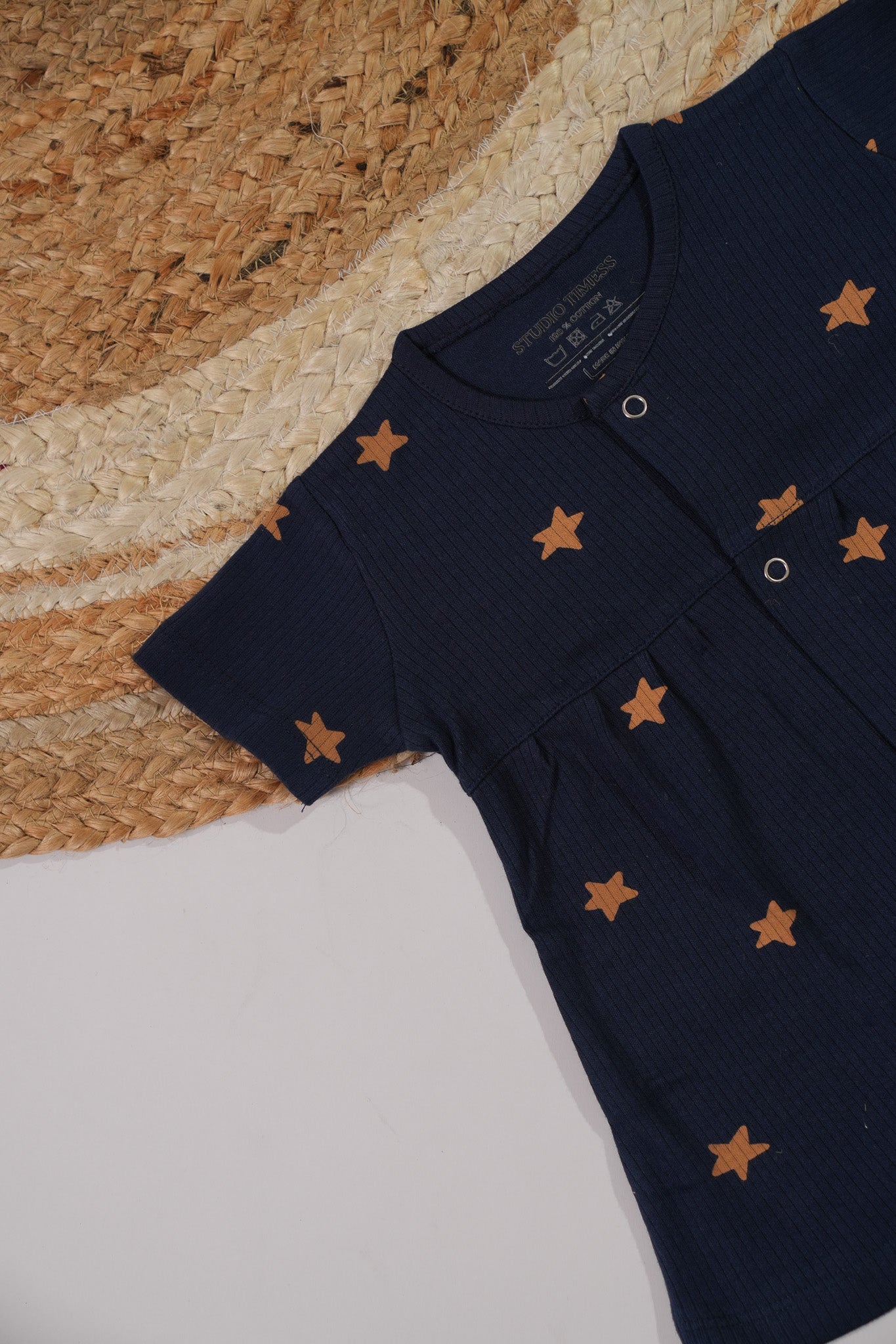 Goldern star